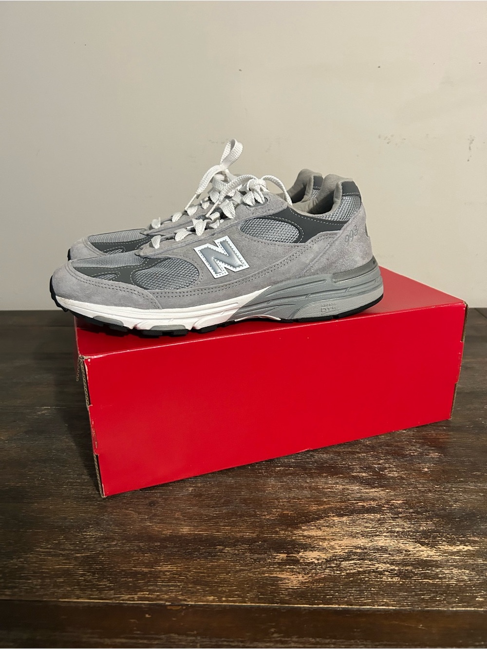 New Balance Men's 993 size 11.5 like NEW